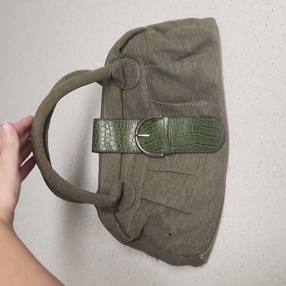 Olive Green with Faux Snakeskin/Alligator Skin Buckle - Picture 1 of 13